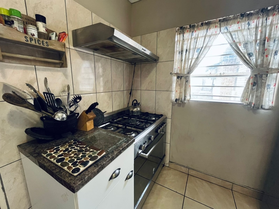 3 Bedroom Property for Sale in Protea Park North West